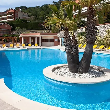 Sunny Panoramic Balcony Apartment Eze