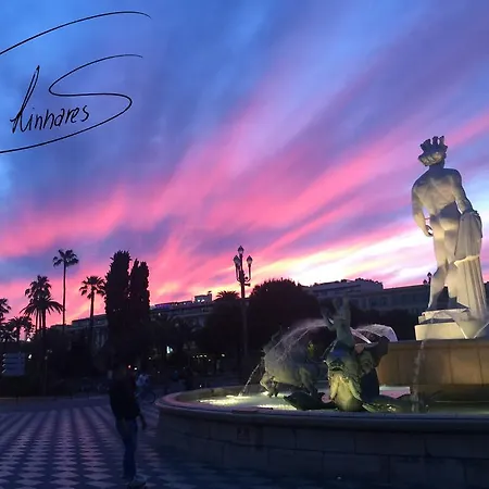 Sunny Panoramic Balcony Apartmán