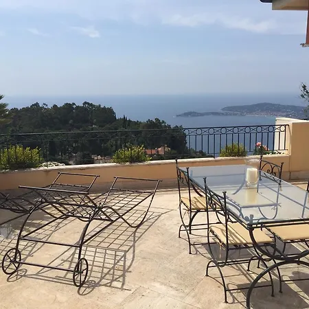 Sunny Panoramic Balcony *