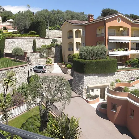 Sunny Panoramic Balcony Apartmán