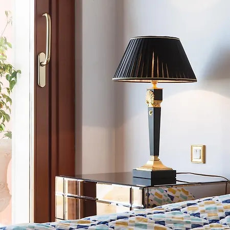 Sunny Panoramic Balcony Эз