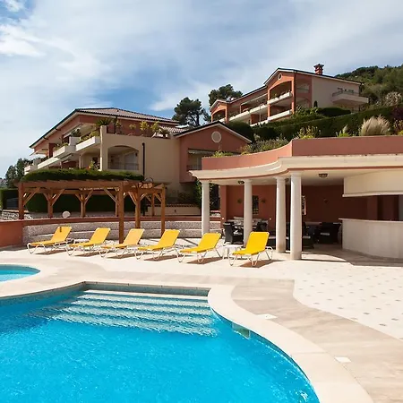 Апартаменты Sunny Panoramic Balcony *