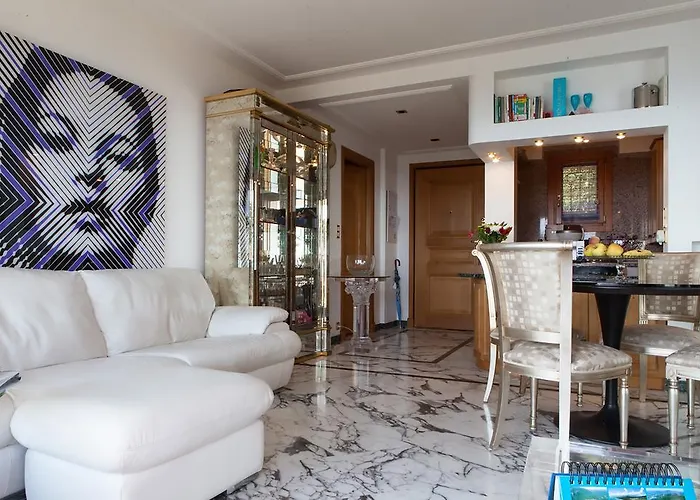 Sunny Panoramic Balcony Apartman