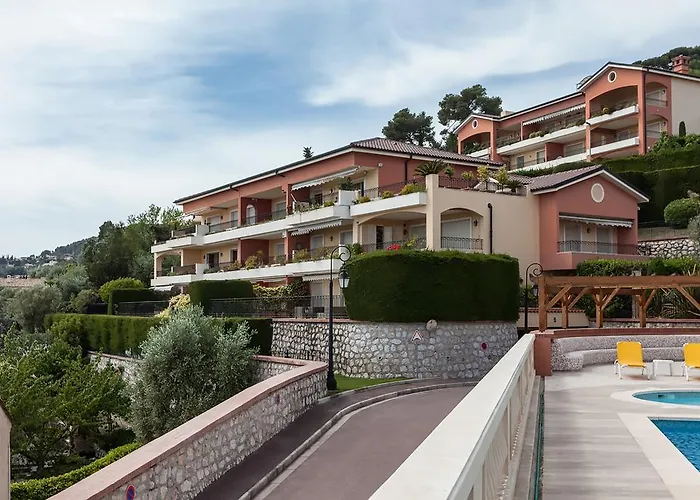 Sunny Panoramic Balcony